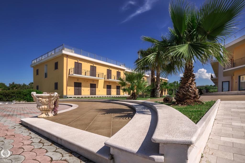 Royals Gate Hotel Rodi Garganico Exterior photo